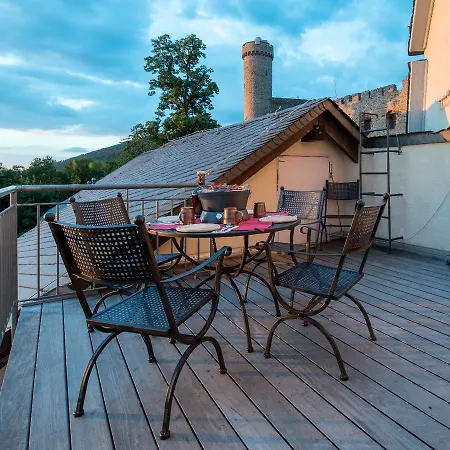 Schloss Auerbach Grosse Appartement Bensheim